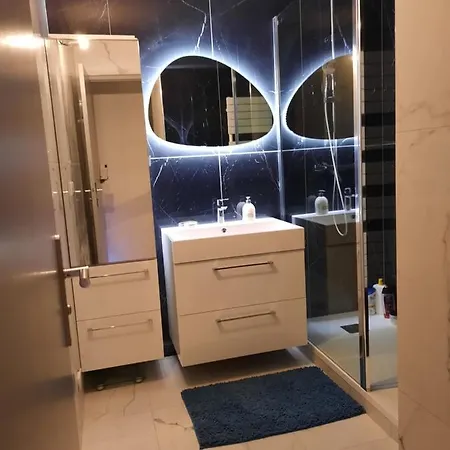 Mon Petit Paradis, Centre 90 M2, 200 M Mer, Terr Plein Sud, Clim Park Prive 아파트 *